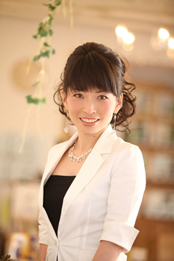 姫路 司会者事務所 MC＆Produce Happiness 中邨ひとみ